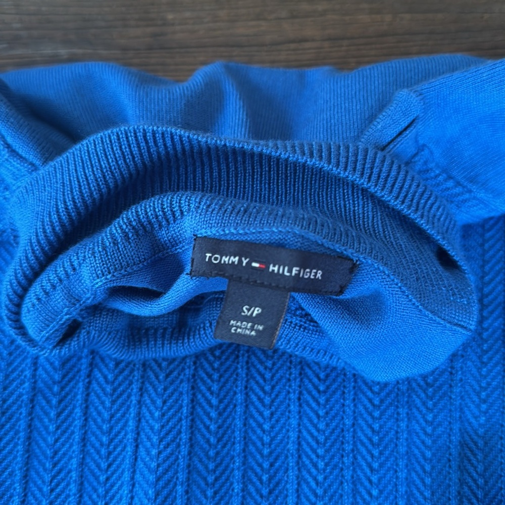 Tommy Hilfiger royal blue high neck shoulder buttoned sweater NWT size Small - Picture 5 of 10